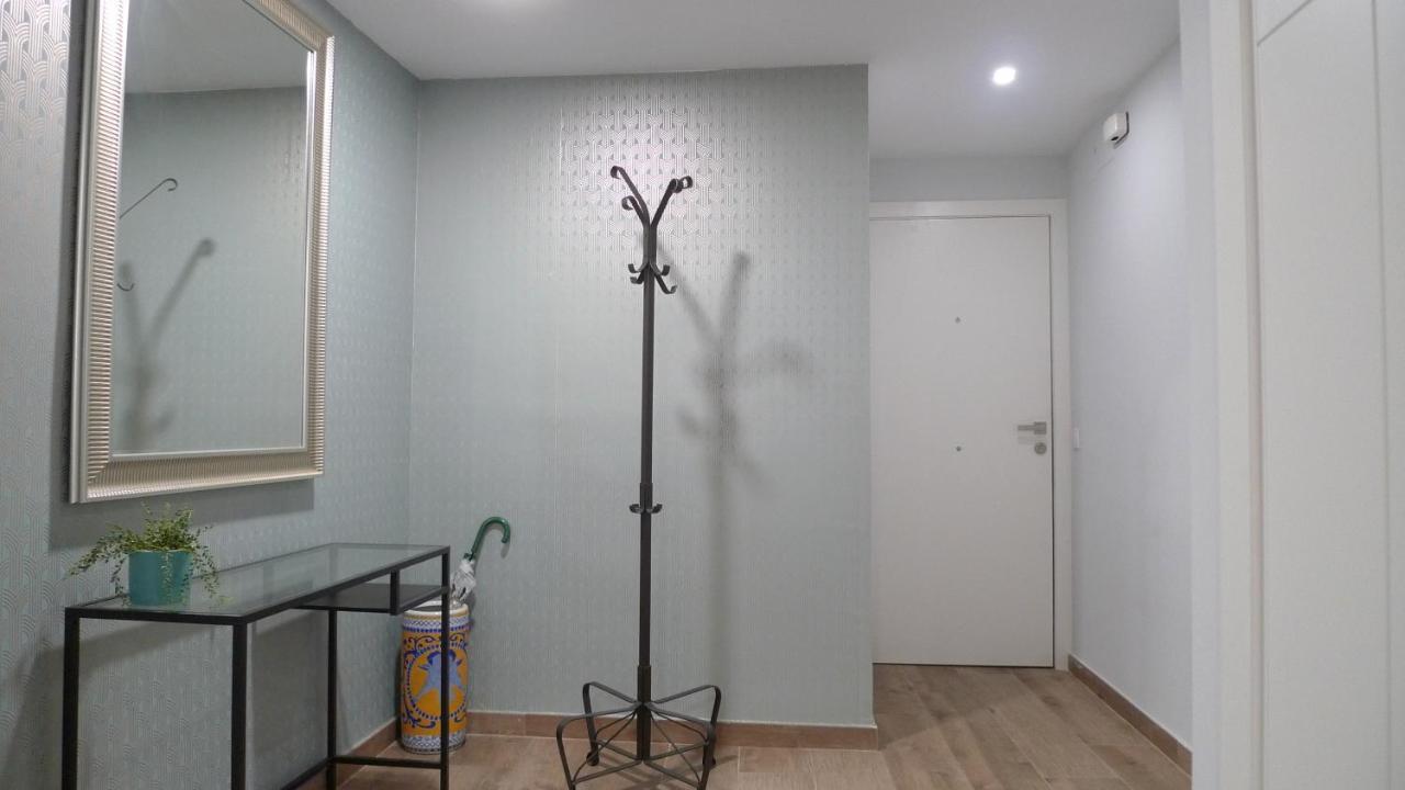 Living Triana House Apartment เซบีญา ภายนอก รูปภาพ